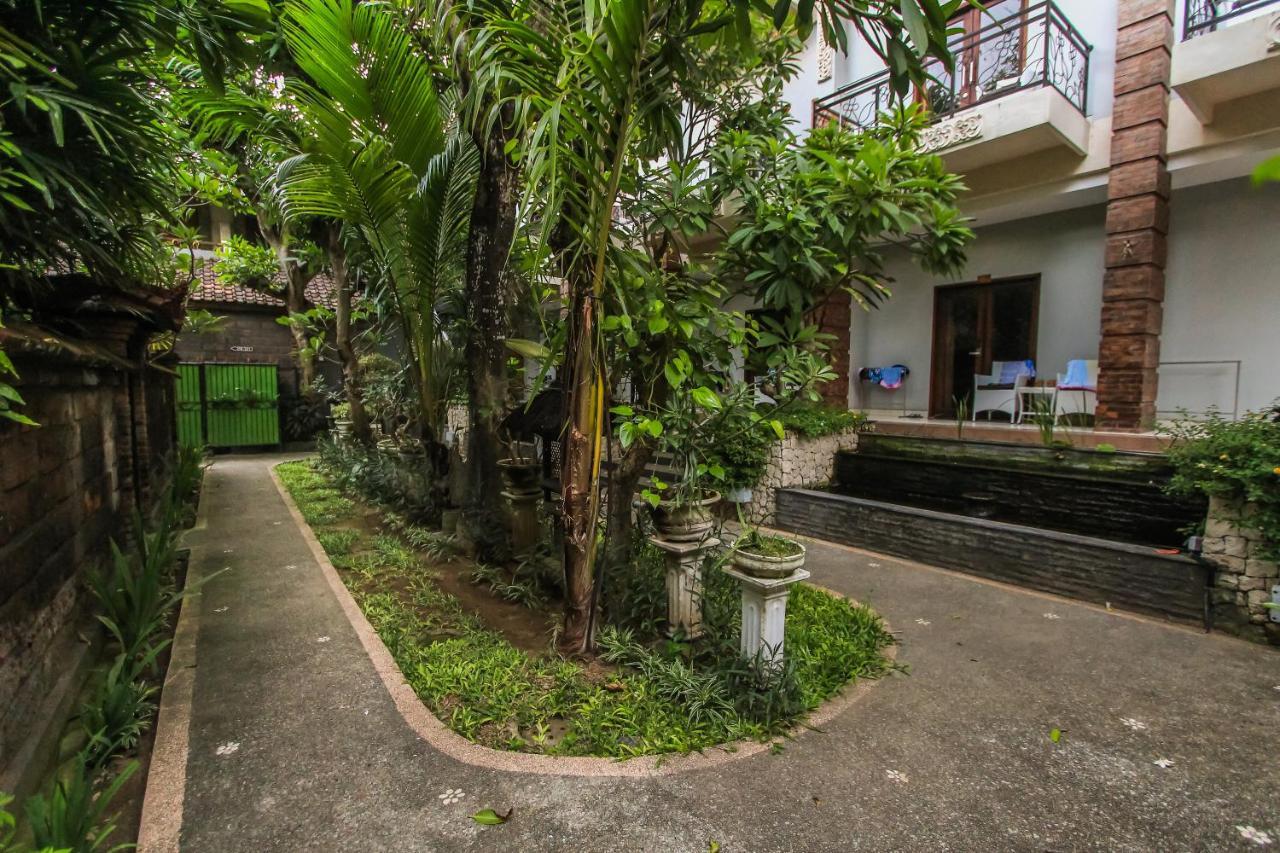 Legian Village Hotel - Chse Certified Екстериор снимка